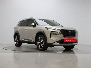 Nissan X-Trail 2024 купить из Китая, цена 4 190 000 ₽ — Suifenhe Auto