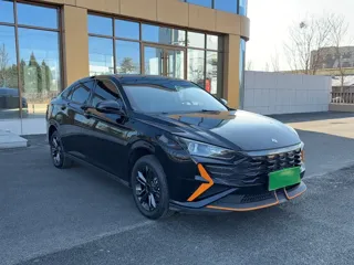 Dongfeng Aeolus Yixuan 2025 купить из Китая, цена 1 324 000 ₽ — Suifenhe Auto