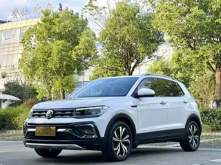 Volkswagen T-Cross 2020 купить из Китая, цена 1 455 000 ₽ — Suifenhe Auto