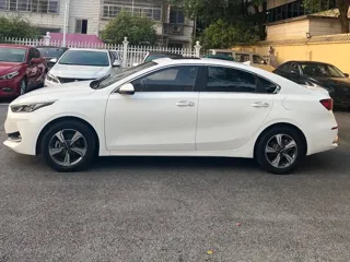Kia K3 2019 купить из Китая, цена 1 422 000 ₽ — Suifenhe Auto