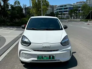 Roewe CLEVER 2022 купить из Китая, цена 840 000 ₽ — Suifenhe Auto