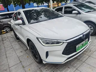 BYD e2 2020 купить из Китая, цена 1 052 000 ₽ — Suifenhe Auto