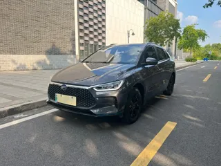 BYD e2 2021 купить из Китая, цена 1 167 000 ₽ — Suifenhe Auto