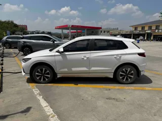 BYD e2 2024 купить из Китая, цена 1 528 000 ₽ — Suifenhe Auto