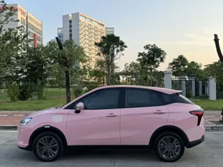 Neta V 2022 купить из Китая, цена 1 003 000 ₽ — Suifenhe Auto