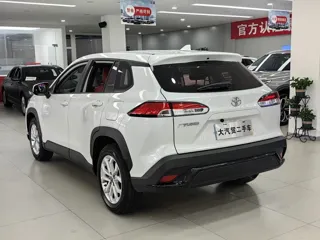 Toyota Frontlander 2024 купить из Китая, цена 2 906 000 ₽ — Suifenhe Auto