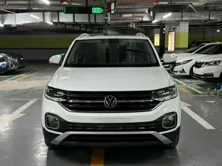 Volkswagen Tacqua 2022 купить из Китая, цена 1 640 000 ₽ — Suifenhe Auto