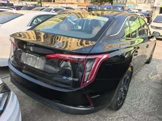 Hongqi E-QM5 2021 купить из Китая, цена 1 185 000 ₽ — Suifenhe Auto