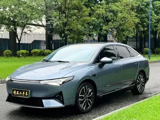 XPeng P5 2022 купить из Китая, цена 3 465 000 ₽ — Suifenhe Auto