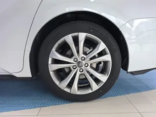 Toyota SIENNA 2025 купить из Китая, цена 8 274 000 ₽ — Suifenhe Auto