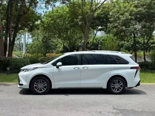 Toyota SIENNA 2026 купить из Китая, цена 8 930 000 ₽ — Suifenhe Auto