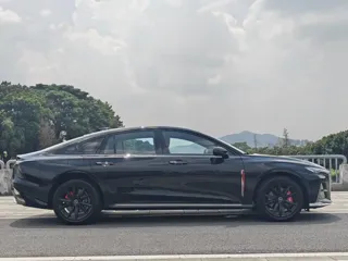 Hongqi H6 2025 купить из Китая, цена 4 042 000 ₽ — Suifenhe Auto