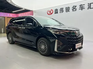 Toyota SIENNA 2024 купить из Китая, цена 7 638 000 ₽ — Suifenhe Auto