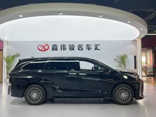 Toyota SIENNA 2024 купить из Китая, цена 7 638 000 ₽ — Suifenhe Auto