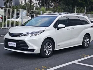 Toyota SIENNA 2024 купить из Китая, цена 6 828 000 ₽ — Suifenhe Auto