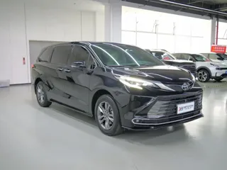 Toyota SIENNA 2025 купить из Китая, цена 8 547 000 ₽ — Suifenhe Auto