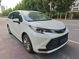 Toyota SIENNA 2025 купить из Китая, цена 6 897 000 ₽ — Suifenhe Auto