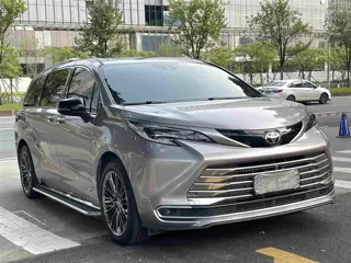 Toyota SIENNA 2024 купить из Китая, цена 8 063 000 ₽ — Suifenhe Auto