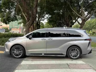 Toyota SIENNA 2024 купить из Китая, цена 8 063 000 ₽ — Suifenhe Auto