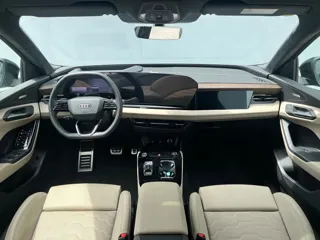 Audi Q6 2025 купить из Китая, цена 5 881 000 ₽ — Suifenhe Auto