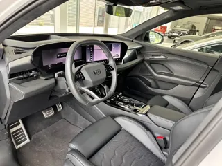 Audi Q6 2025 купить из Китая, цена 5 867 000 ₽ — Suifenhe Auto