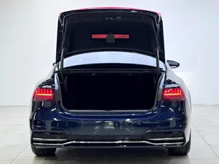 Audi A7L 2024 купить из Китая, цена 5 362 000 ₽ — Suifenhe Auto