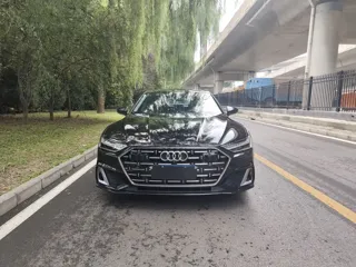 Audi A7L 2024 купить из Китая, цена 5 248 000 ₽ — Suifenhe Auto