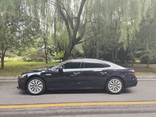 Audi A7L 2024 купить из Китая, цена 5 248 000 ₽ — Suifenhe Auto