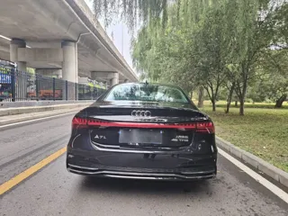 Audi A7L 2024 купить из Китая, цена 5 248 000 ₽ — Suifenhe Auto