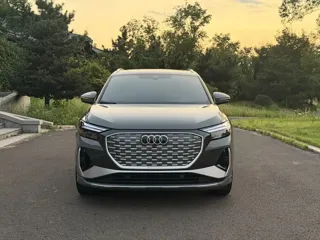 Audi Q4 e-tron 2025 купить из Китая, цена 4 003 000 ₽ — Suifenhe Auto
