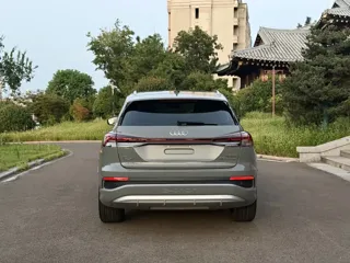 Audi Q4 e-tron 2025 купить из Китая, цена 4 003 000 ₽ — Suifenhe Auto