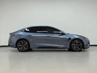BYD Seal 2022 купить из Китая, цена 4 302 000 ₽ — Suifenhe Auto