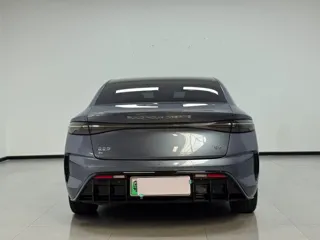 BYD Seal 2022 купить из Китая, цена 4 302 000 ₽ — Suifenhe Auto