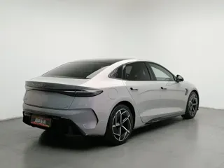 BYD Seal 2024 купить из Китая, цена 3 740 000 ₽ — Suifenhe Auto