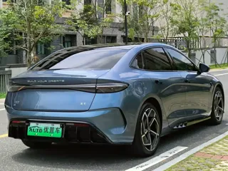 BYD Seal 2023 купить из Китая, цена 4 698 000 ₽ — Suifenhe Auto