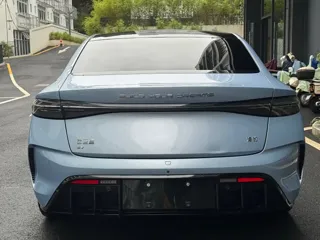 BYD Seal 2023 купить из Китая, цена 4 262 000 ₽ — Suifenhe Auto