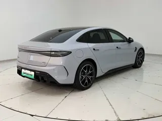 BYD Seal 2025 купить из Китая, цена 4 703 000 ₽ — Suifenhe Auto