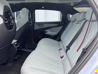 BYD Seal 2022 купить из Китая, цена 3 800 000 ₽ — Suifenhe Auto