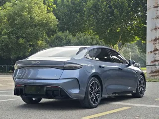 BYD Seal 2025 купить из Китая, цена 3 958 000 ₽ — Suifenhe Auto