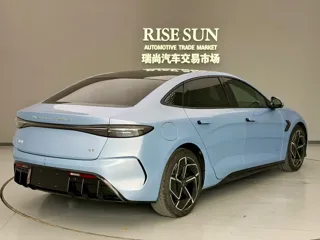 BYD Seal 2023 купить из Китая, цена 4 593 000 ₽ — Suifenhe Auto