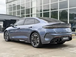 BYD Seal 2023 купить из Китая, цена 4 057 000 ₽ — Suifenhe Auto