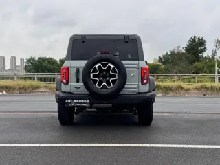 Ford Bronco 2025 купить из Китая, цена 7 906 000 ₽ — Suifenhe Auto