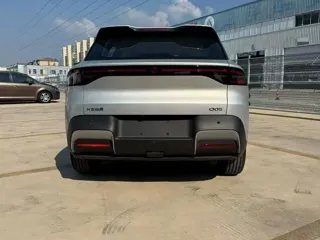 Changan Qiyuan Q05 2026 купить из Китая, цена 1 714 000 ₽ — Suifenhe Auto