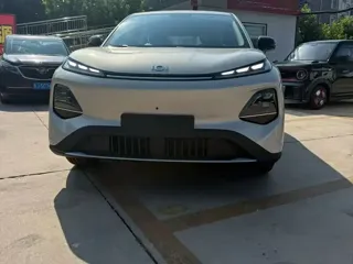 Changan Qiyuan Q05 2026 купить из Китая, цена 1 714 000 ₽ — Suifenhe Auto