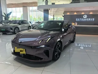 Lynk & Co 07 EM-P 2025