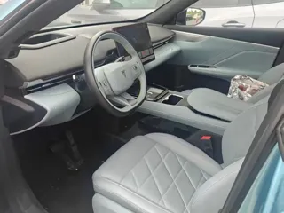 Deepal S05 2024 купить из Китая, цена 3 642 000 ₽ — Suifenhe Auto
