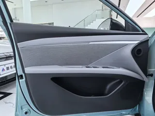 XPeng MONA M03 2025 купить из Китая, цена 3 353 000 ₽ — Suifenhe Auto