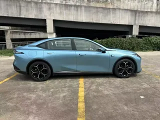 Deepal L07 2024 купить из Китая, цена 2 705 000 ₽ — Suifenhe Auto