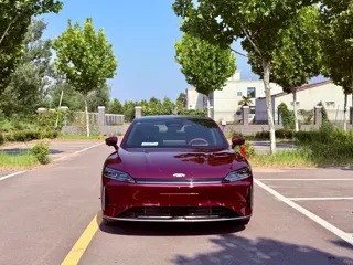 Chery Fengyun A9L 2025 купить из Китая, цена 4 635 000 ₽ — Suifenhe Auto