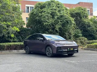 Leapmotor B01 2025 купить из Китая, цена 2 896 000 ₽ — Suifenhe Auto